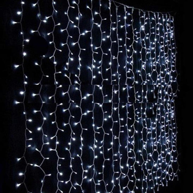 XP Extendable Curtain Light 2m x 1.5m Ice White Twinkle LEDs